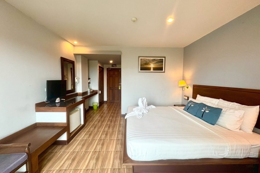 ขายโรงแรมใกล้หาดนาจอมเทียน