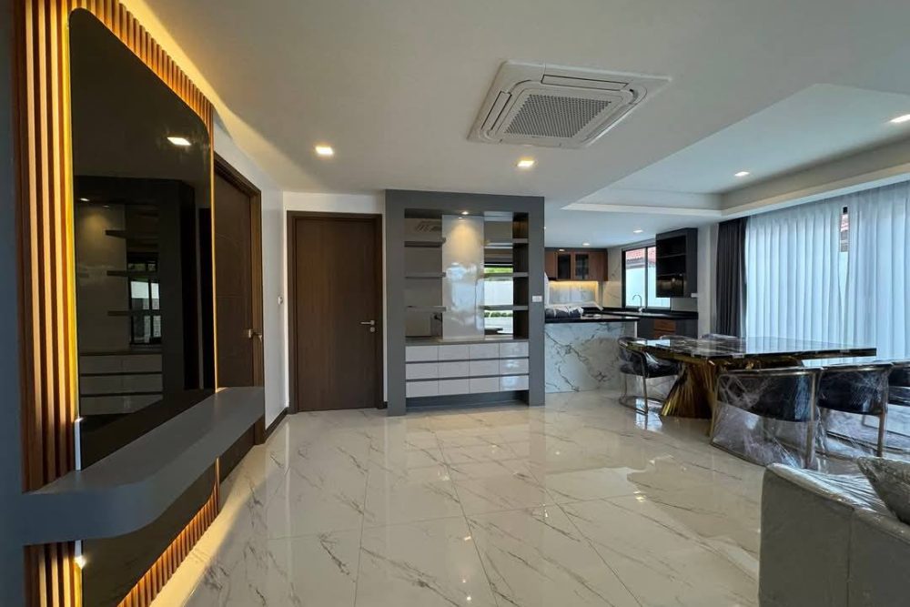 489445168_122232063446076179_5113177696965985860_n